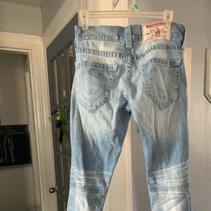 Men’s size 27 true Religion skinny fit jeans